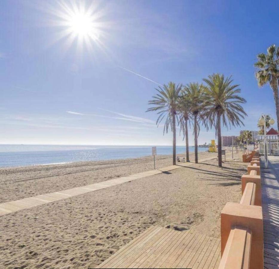 Benalbeach Casa Kito Relax 1ª Linea De Playa Benalmádena Exteriér fotografie